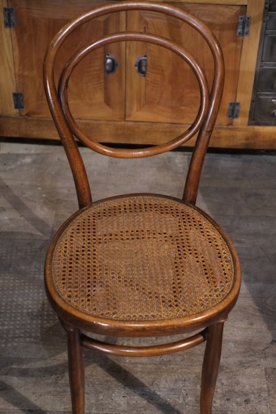 chaise ancienne thonnet numero 10 brocante